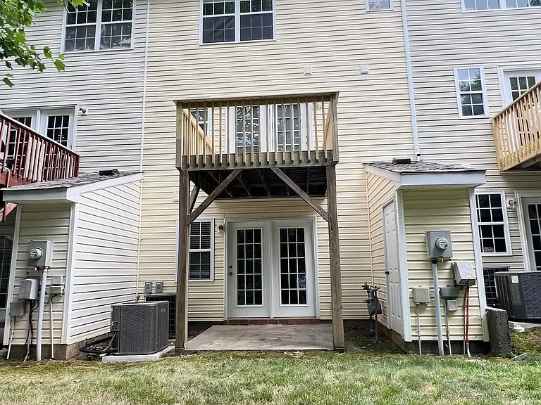 Rear Exterior viesw