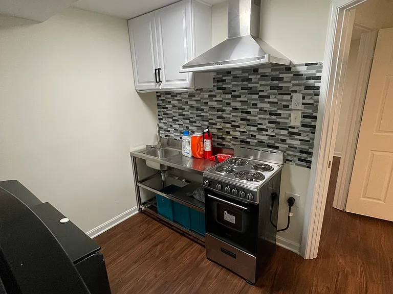 507 Stafford Glen Ct — Photo 17