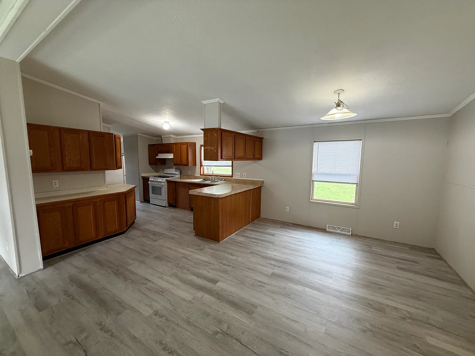 Rent-To-Own 3 Bed / 2 Bath Double Wide — Photo 3