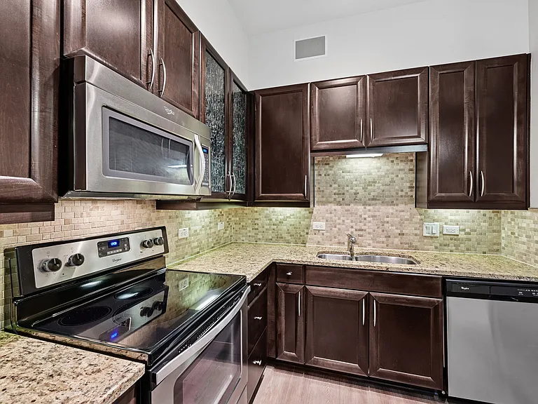 Hollings Post Oak — Photo 33