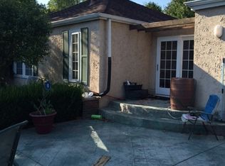 75343 McElhaney Rd, Freeport, OH 43973