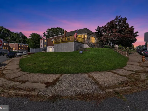 601 Colebrook Rd, Philadelphia, PA 19115