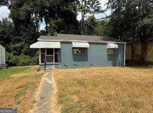 2557 Loghaven Dr NW, Atlanta, GA 30318