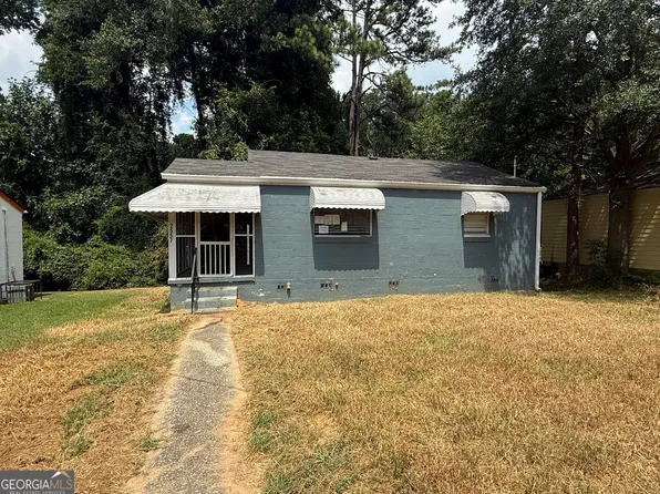 2557 Loghaven Dr NW, Atlanta, GA 30318
