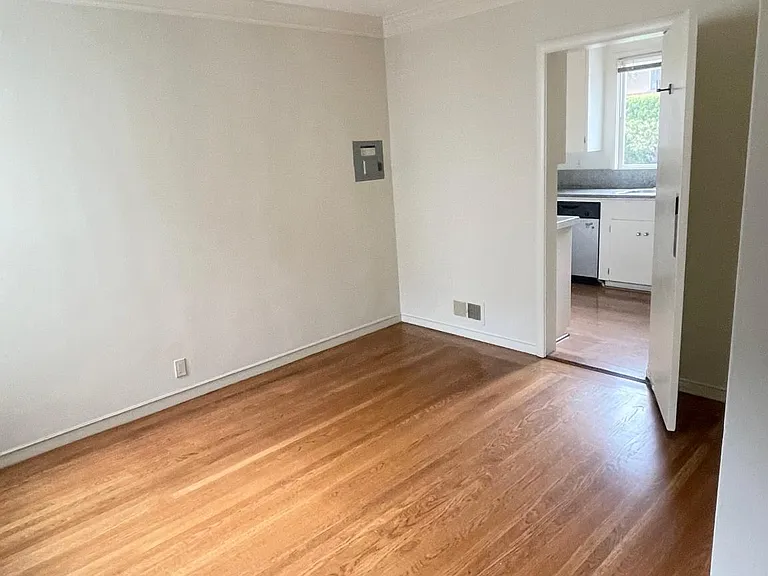 1003 Lombard St — Photo 23