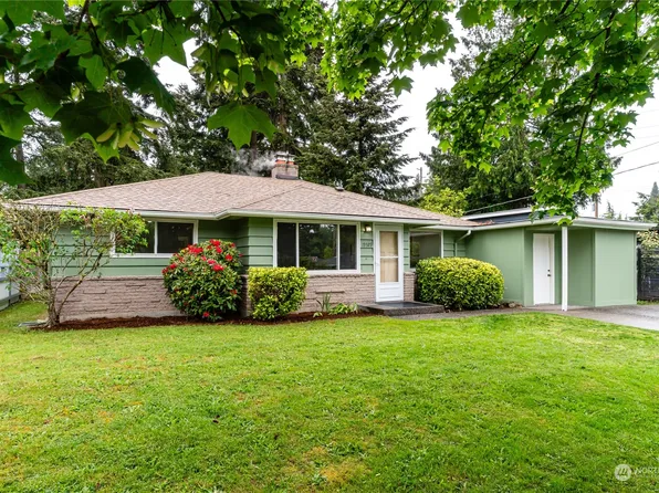 19329 Meridian Avenue N, Shoreline, WA 98133