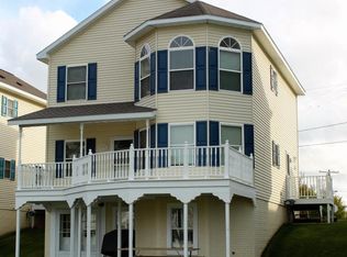 145 E Spring St #8, Port Austin, MI 48467