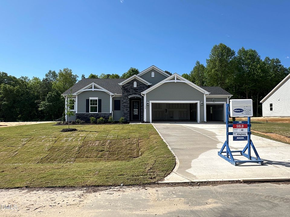 2nd image of 43 Baryton Way