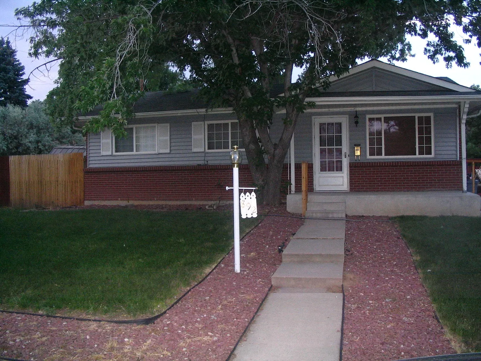 892 S Worchester St — Photo 1