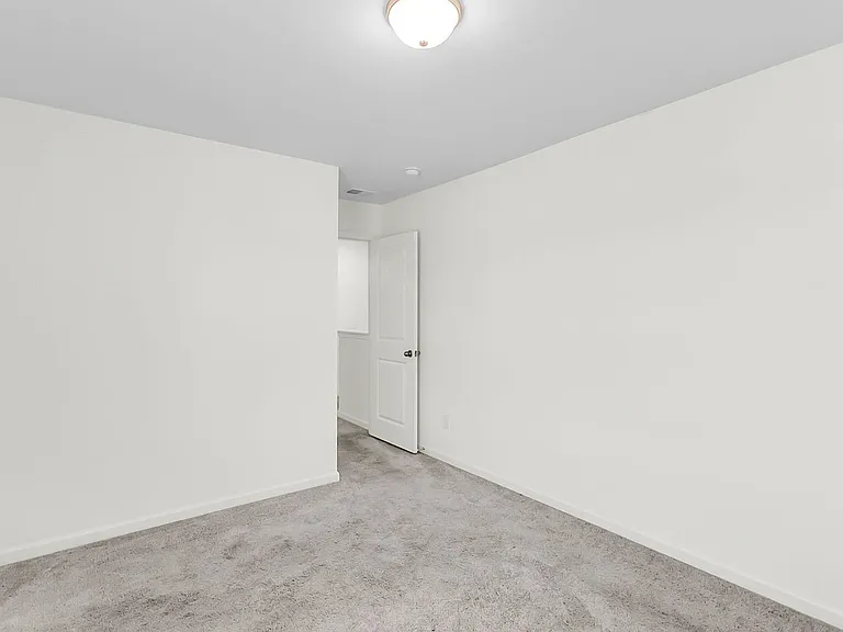 424 Pender Woods Dr — Photo 25