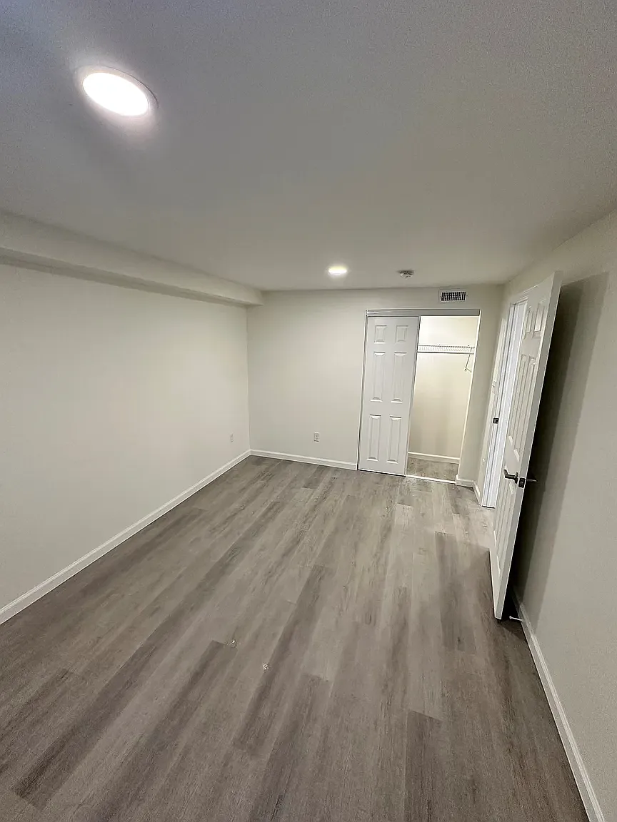 2 bed, 700 sqft, $1,050 — Photo 4