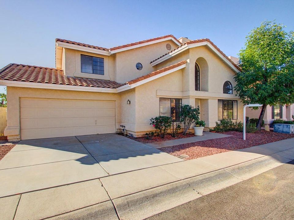 1st image of 4555 E Villa Theresa Dr