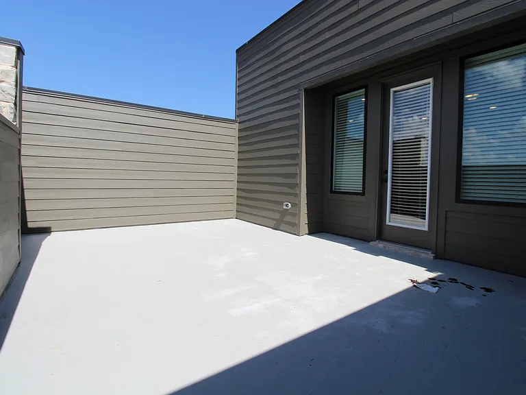 1227 Doris May Dr — Photo 24