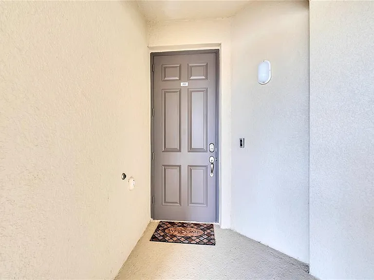 18114 Gawthrop Dr #201 — Photo 2