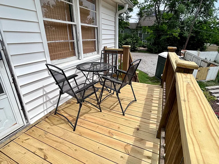 1006 Garnett Ave — Photo 18