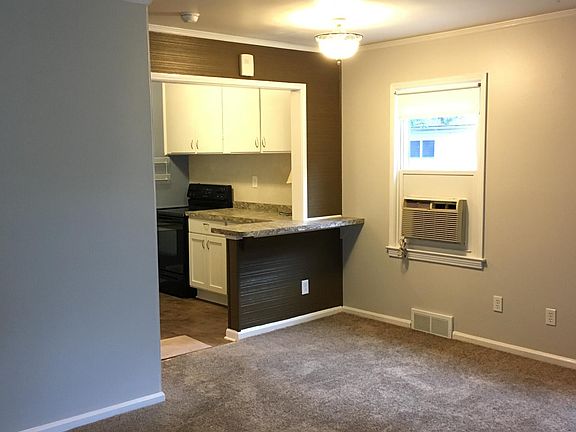 3rd image of 629 Kensington Ave
