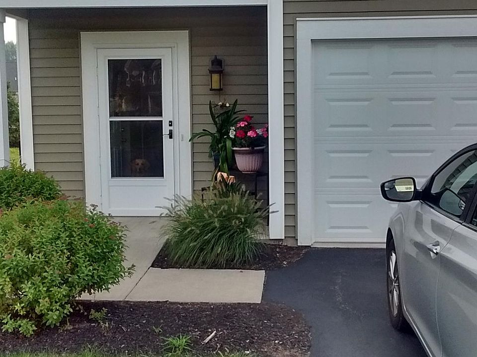 2nd image of 6253 Blue Spruce Dr