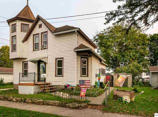 200 Park St, Bellevue, IA 52031