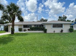 711 Monterey Ave, Cape Coral, FL 33904