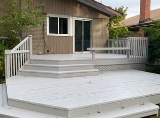 6 Mid Pines Rd, Toronto, ON M1G 2L6