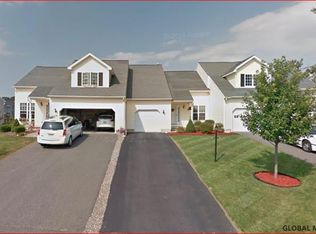 28B Pointe West Dr, Halfmoon, NY 12065