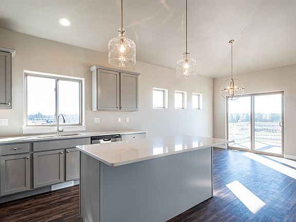 4th image of 1210 Leann Cir