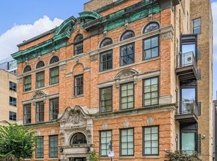 319 W Erie St APT 3W, Chicago, IL 60610