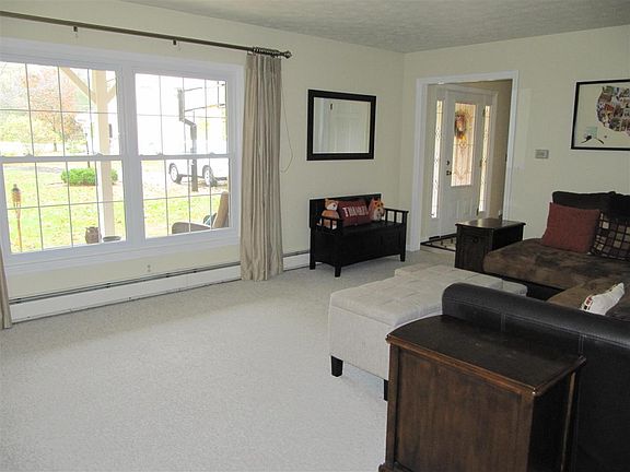 4th image of 6 Northmoor Park