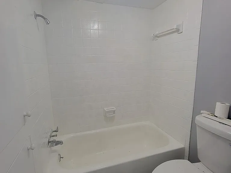225 W McDowell Rd — Photo 58