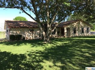 4641 Linne Rd, Seguin, TX 78155