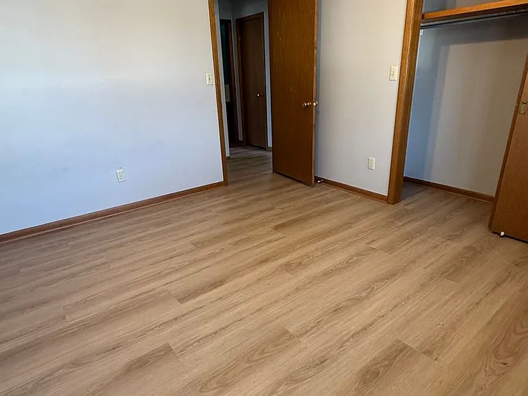 806 Jefferson St — Photo 5