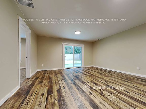 5th image of 4904 50th Ave SE