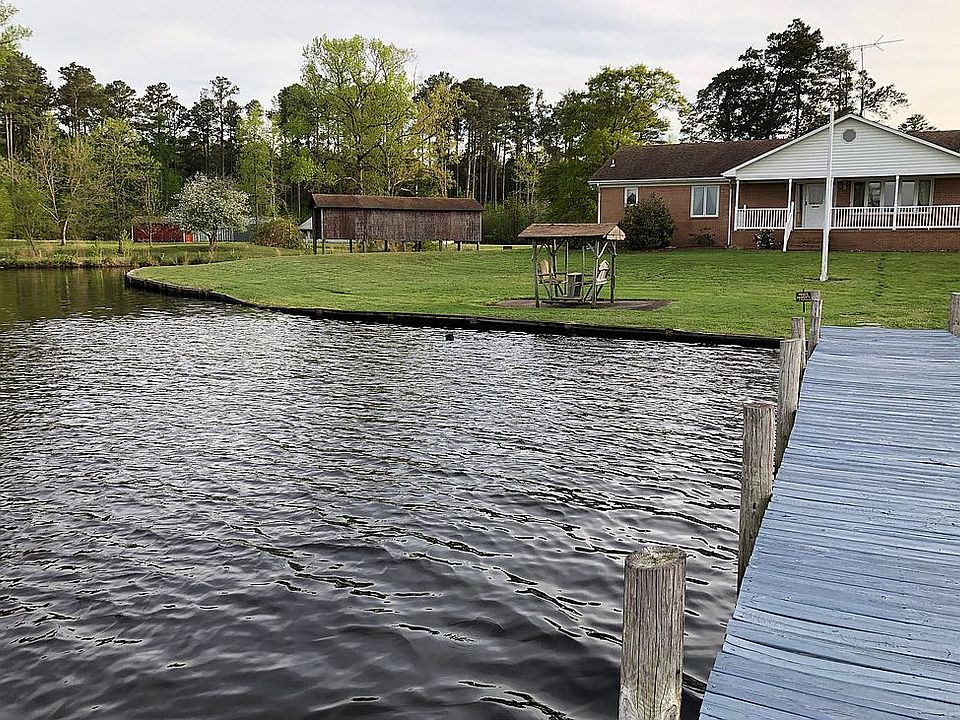 2nd image of 252 Panther Landing Rd