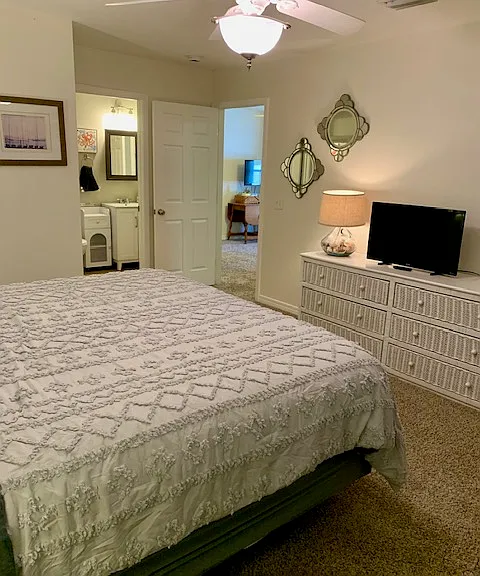 8526 Laredo St — Photo 14
