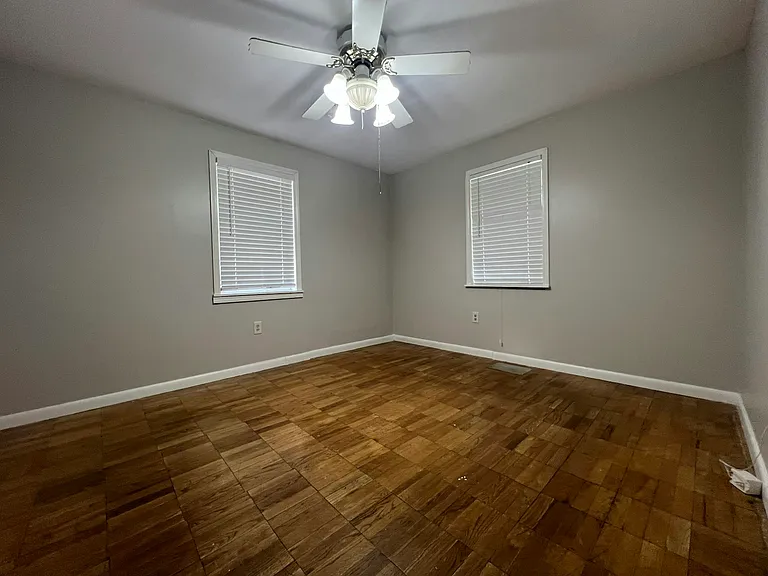 1450 Gold Ave — Photo 6