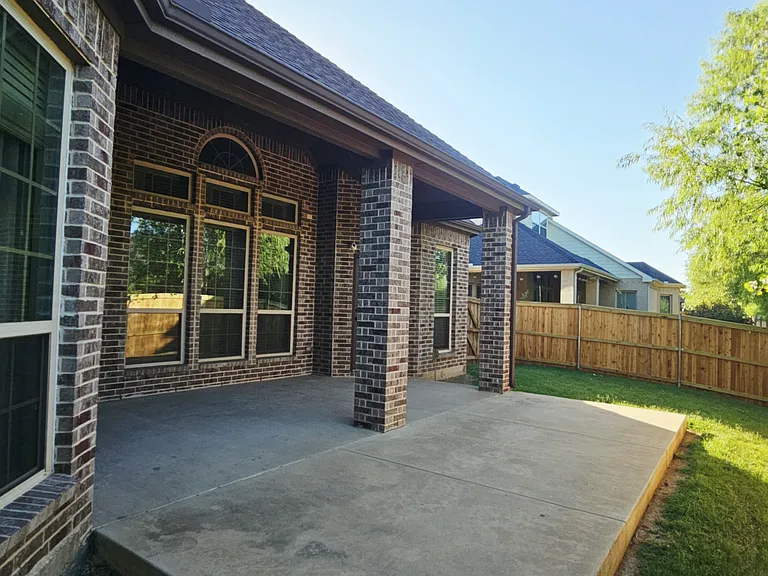 7124 Playa Imperial Ln — Photo 3
