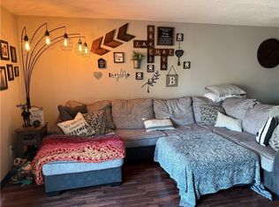 523 NW Duncan Rd #5, Blue Springs, MO 64014