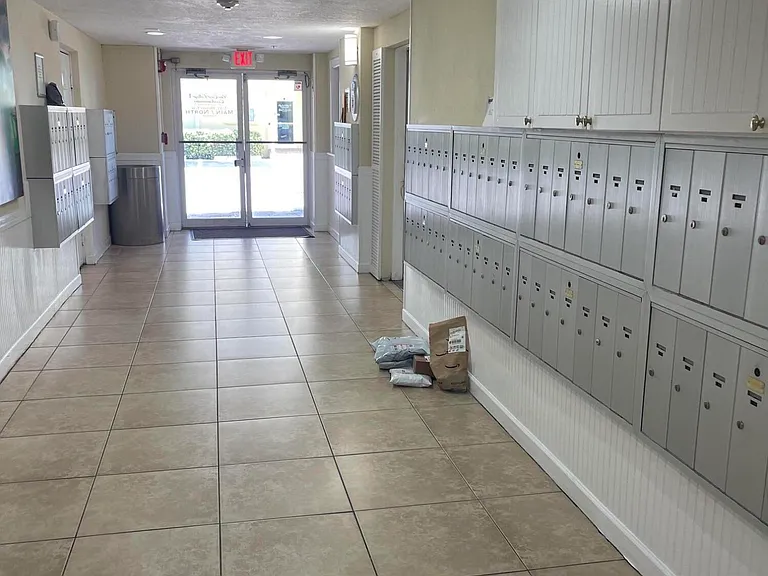 1515 E Broward Blvd #221 — Photo 18
