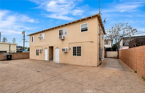 6827 Simpson Ave #4 Photo 1