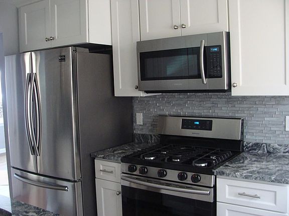 5th image of 60 Nessralla Dr