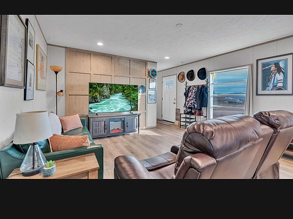 4th image of 60 Santistevan Rd
