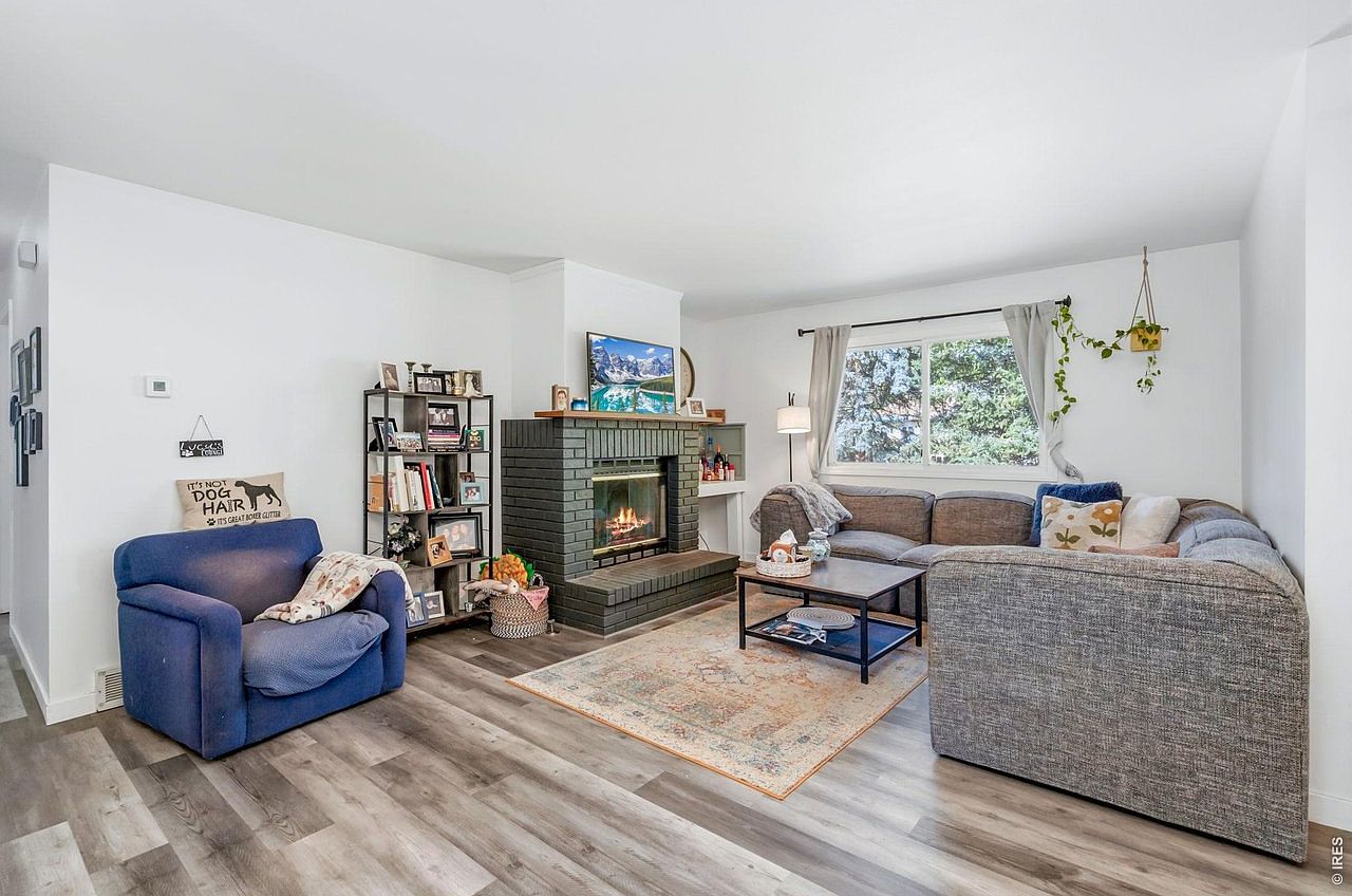 2756 Bradford Sq - Photo 6