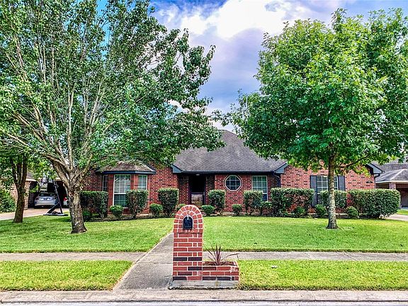 2nd image of 2211 Meadows Blvd