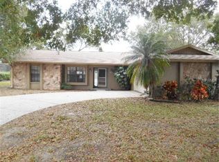 2871 Oak Tree Ln, Palm Harbor, FL 34684