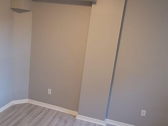 3rd image of 183 Renwick St #1