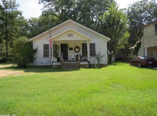 421 S Myrtle St, Warren, AR 71671