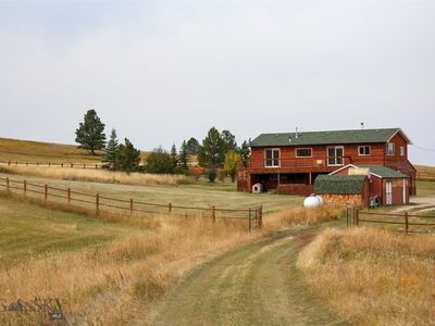 996 Forest Grove Rd, Lewistown, MT, 59457