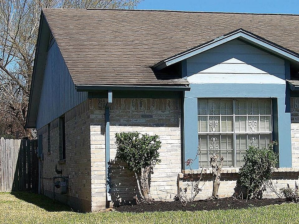 1st image of 11930 Plumbrook Dr