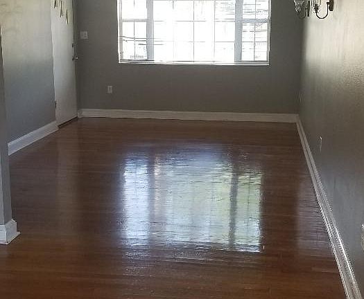 2nd image of 1343 N Ferncreek Ave