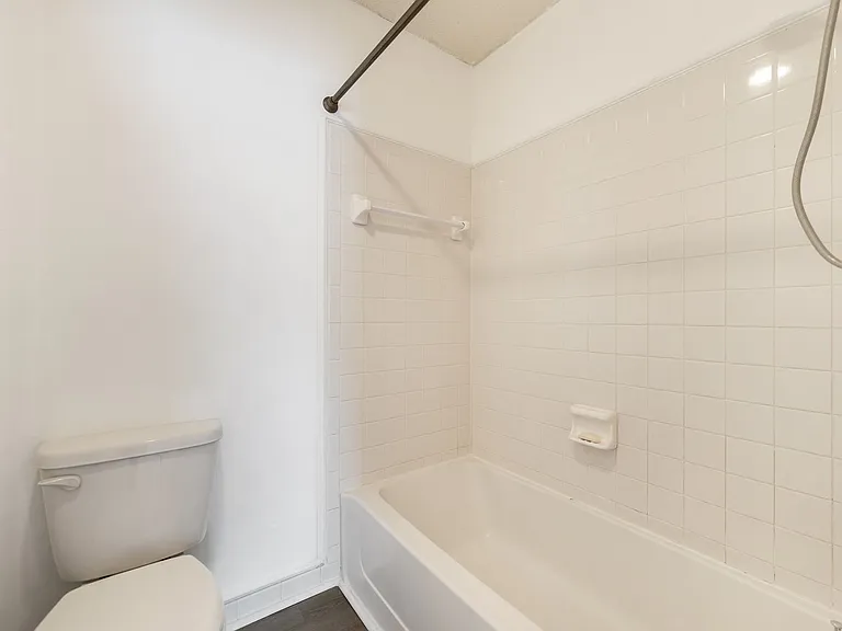 126 Schultz St — Photo 12